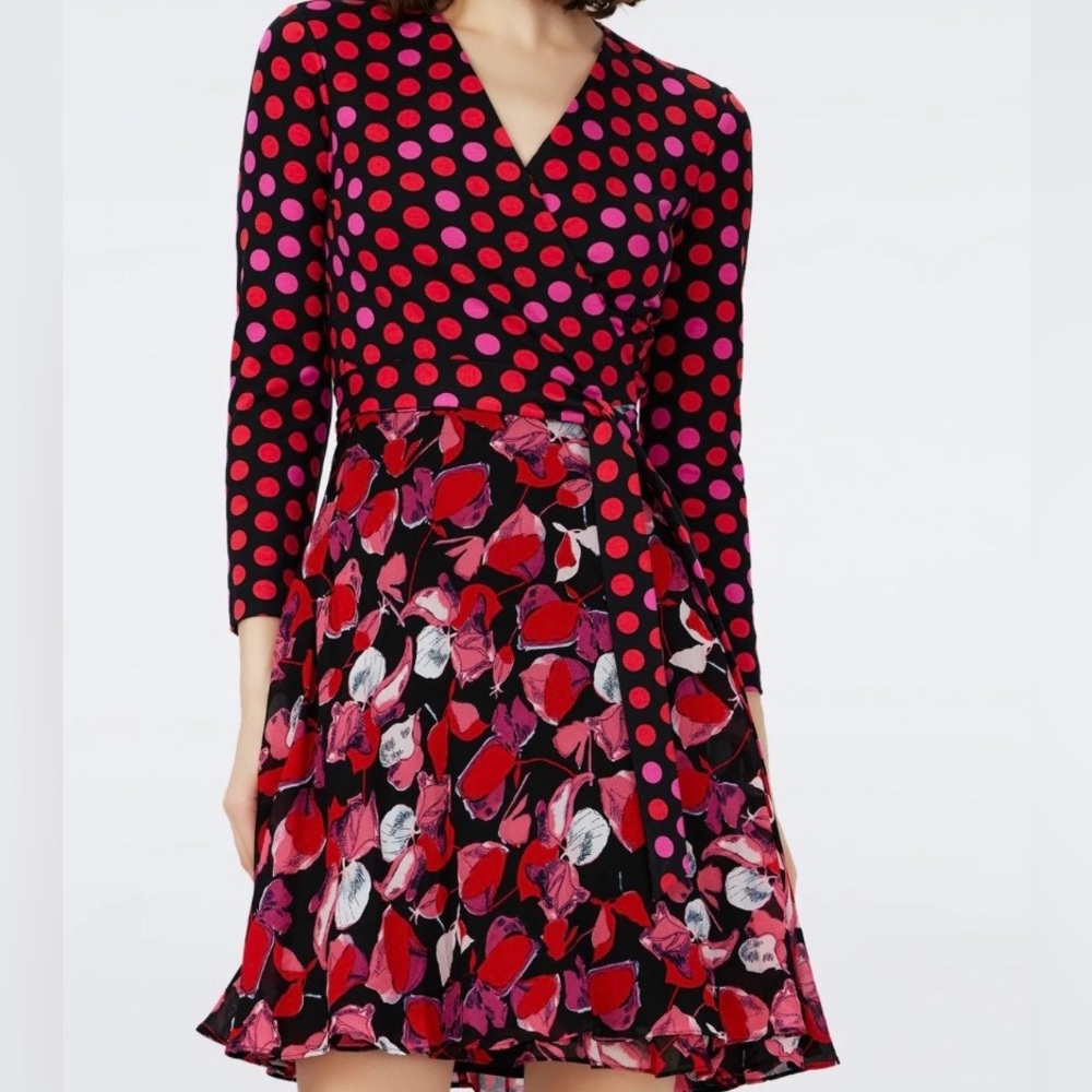 DVF Irina Wrap Dress in limited edition print 
Passion Petals and Magic Dot Red